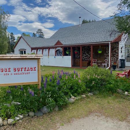 Rose Cottage Bed & Breakfast Valemount Ngoại thất bức ảnh