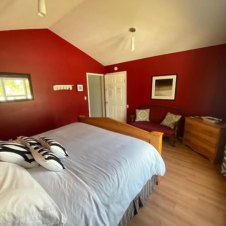 Rose Cottage Bed & Breakfast Valemount Ngoại thất bức ảnh